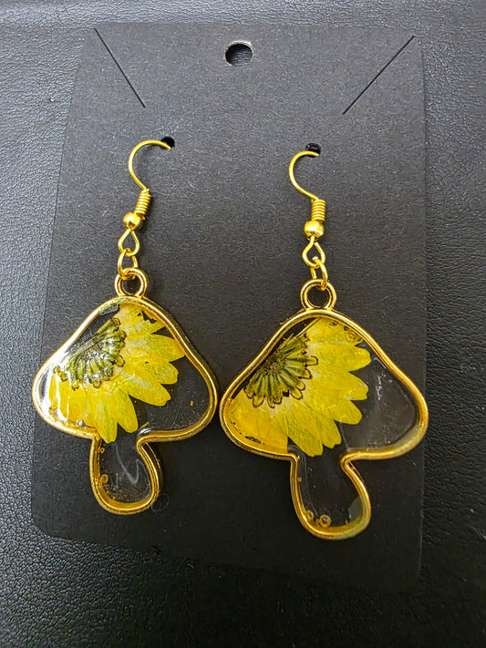 Handmade Mushroom Earrings with dried flowers.