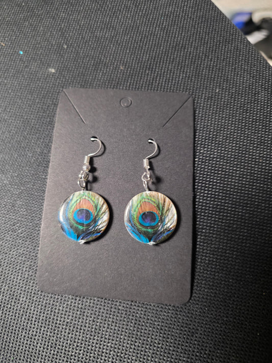 Peacock feather hanging earrings